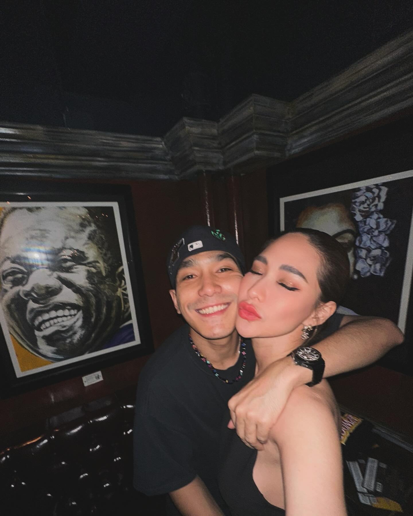 พลอย โต้ง