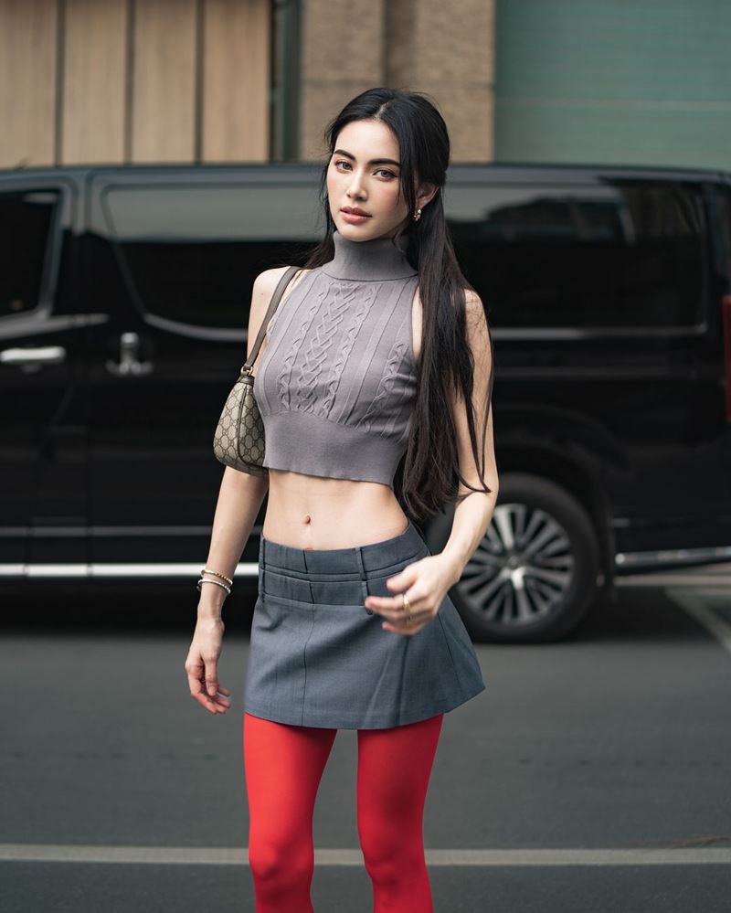 ใหม่ ดาวิกา