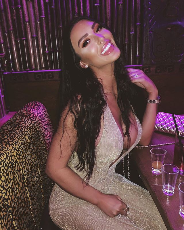 ยลโฉม Alice Goodwin นางแบบสุดแซ่บ อดีตภรรยาดาวเตะหงส์แดง