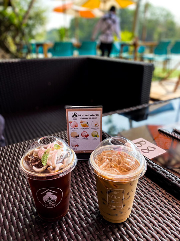 ร้านคาเฟ่ริมน้ำ กรุงเทพ