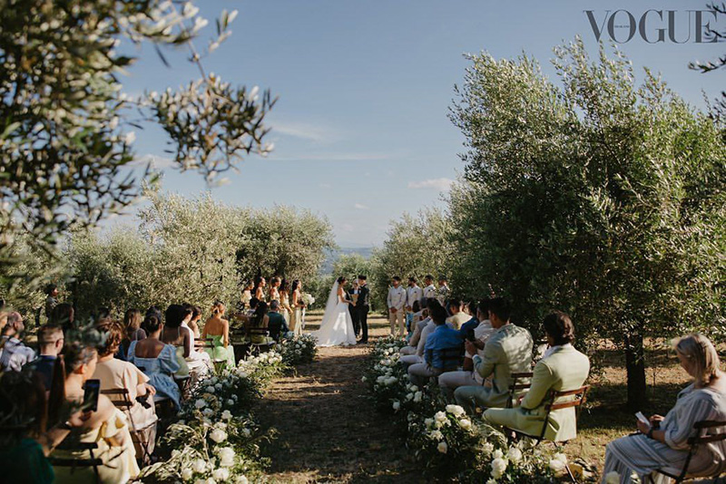 ชาริล ชัปปุยส์ - เฮเลน่า บุช