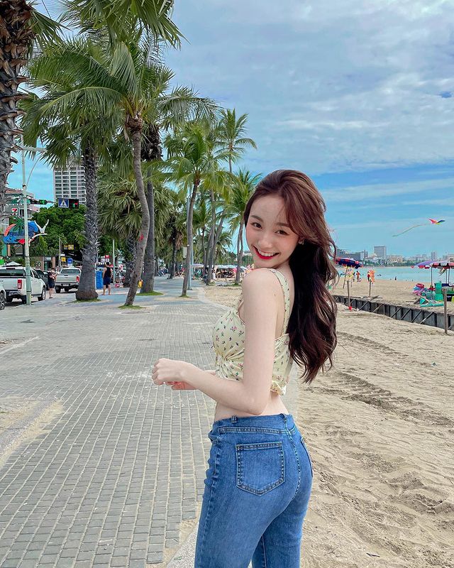 พิมพ์ กรกนก