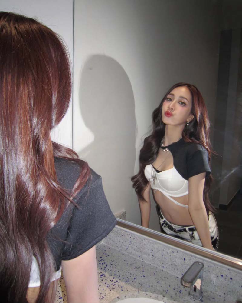 มายด์ 4EVE โชว์แฟชั่นเขย่าคอนเสิร์ต Bodyslam