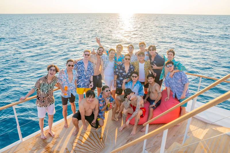 ณเดชน์ คูกิมิยะ เปิดภาพปาร์ตี้สละโสด