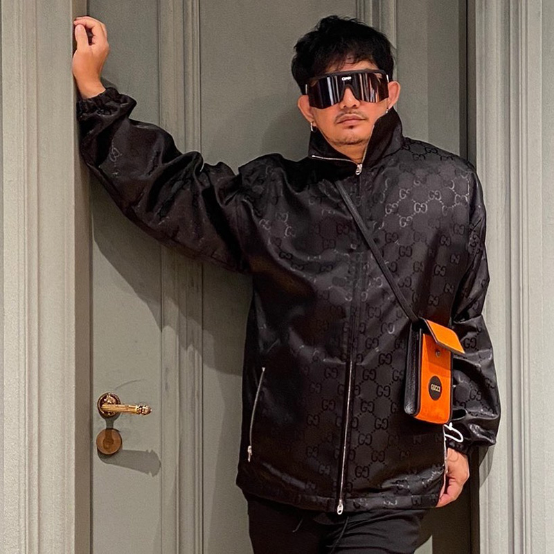 นิก คุณาธิป