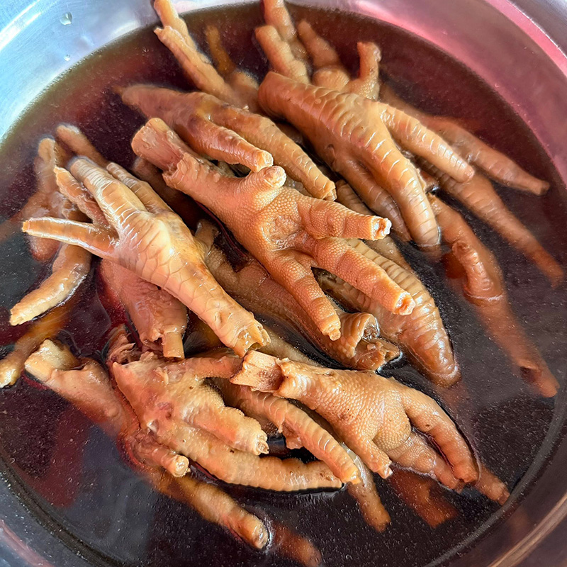 โกเมน ก๋วยเตี๋ยวไก่บุฟเฟ่ต์ราชบุรี ร้านบุฟเฟต์หลักสิบ