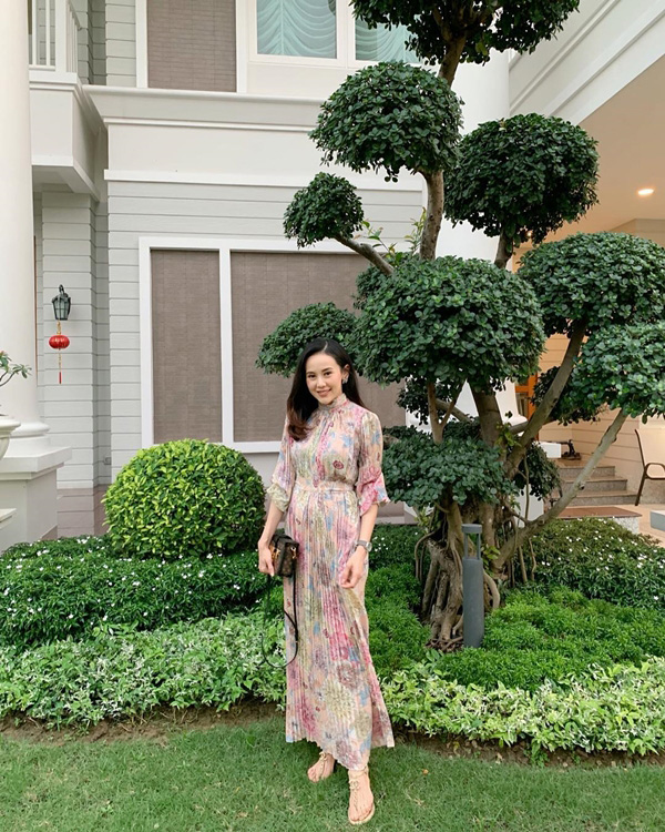 บ้าน แยม ธมลพรรณ์