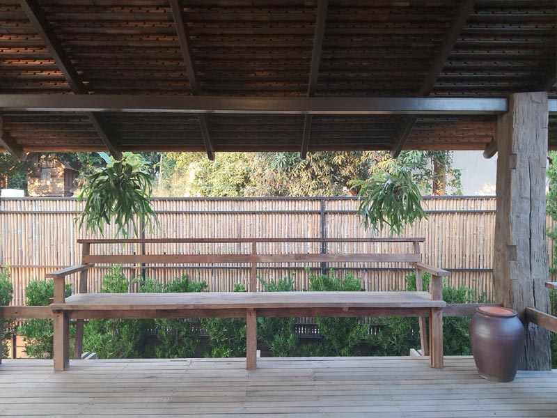 แบบบ้านไทยร่วมสมัย บ้านสองชั้นยกพื้นสูง