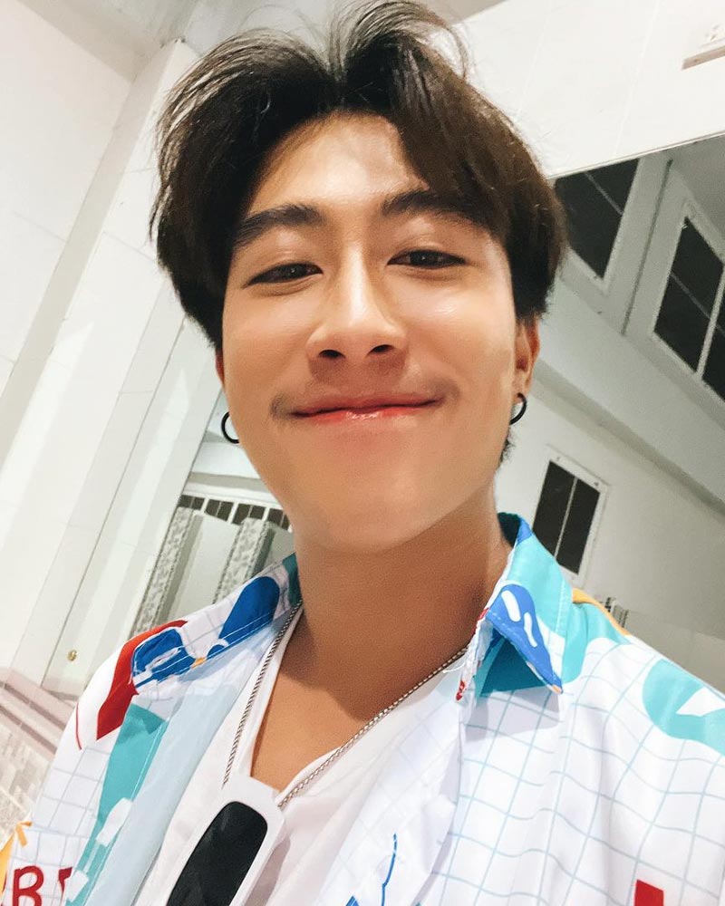 นุ๊ก ธนดล