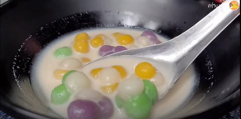 บัวลอยดอกไม้สีสวยจากธรรมชาติ วิธีทำ