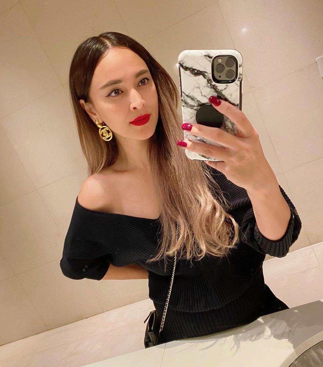 นานา ไรบีนา