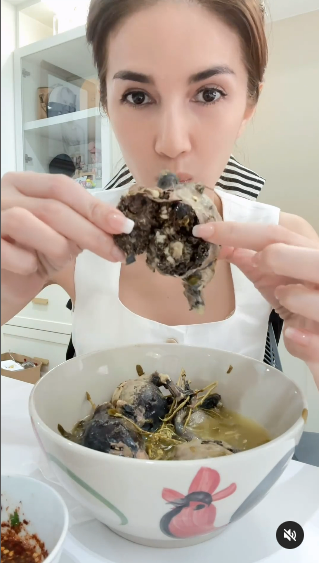 โบว์ แวนด้า