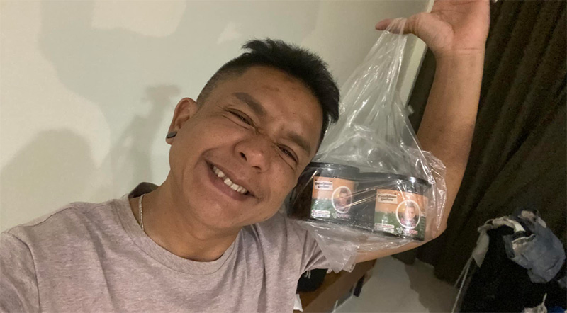 จั๊กกะบุ๋ม เชิญยิ้ม ประวัติ