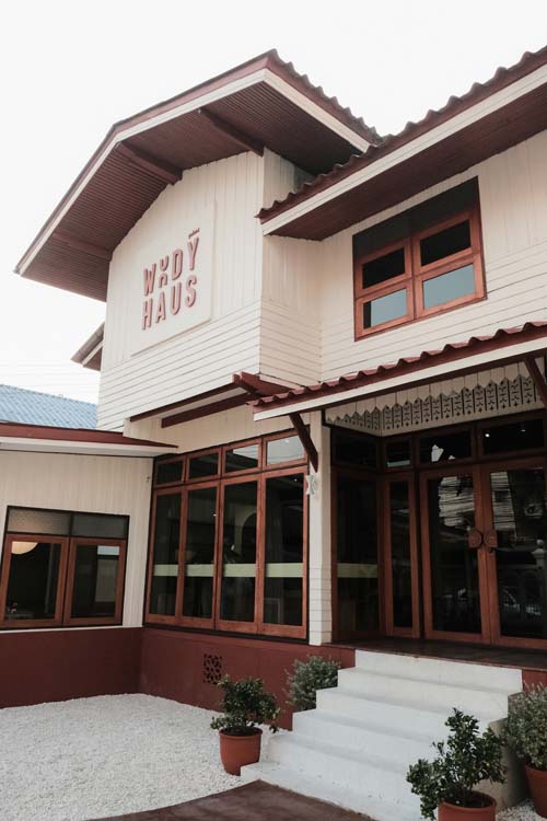 Woody Haus Café  