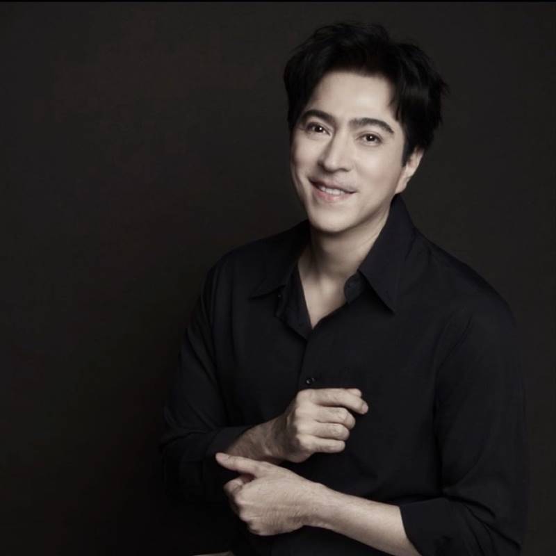 แซม ยุรนันท์