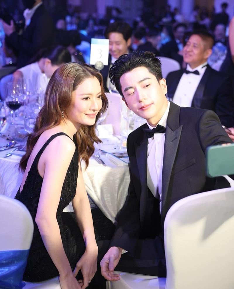 แอฟ ทักษอร - นนกุล