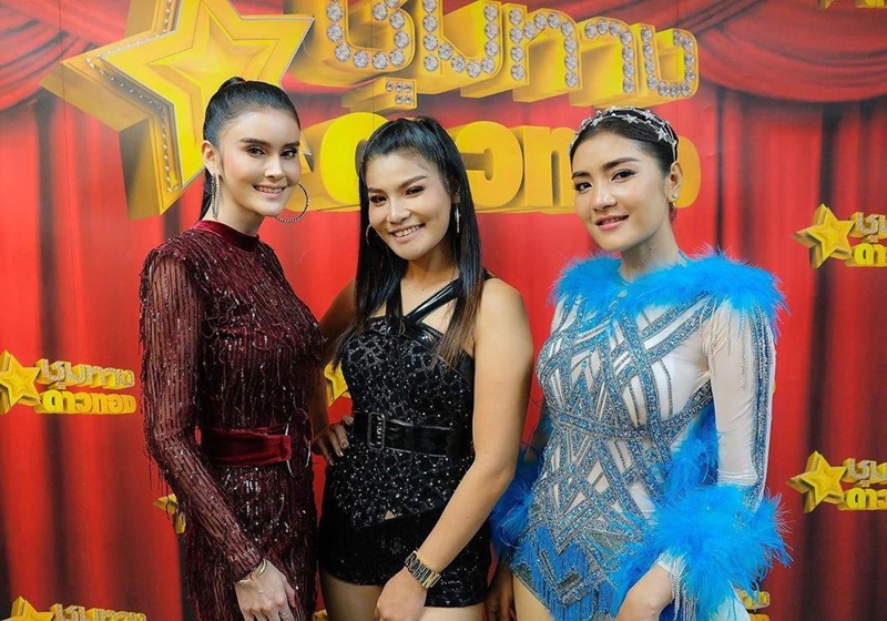 เจนนุ่นโบว์ ซูเปอร์วาเลนไทน์