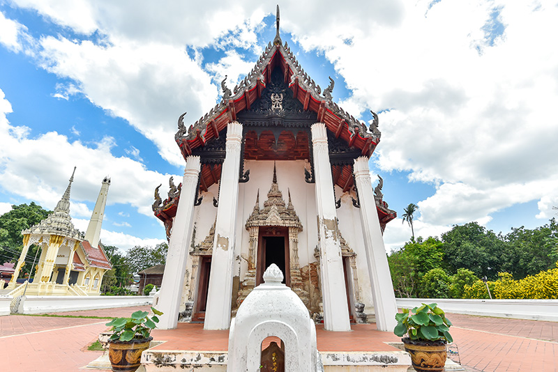 วัดปราสาท นนทบุรี