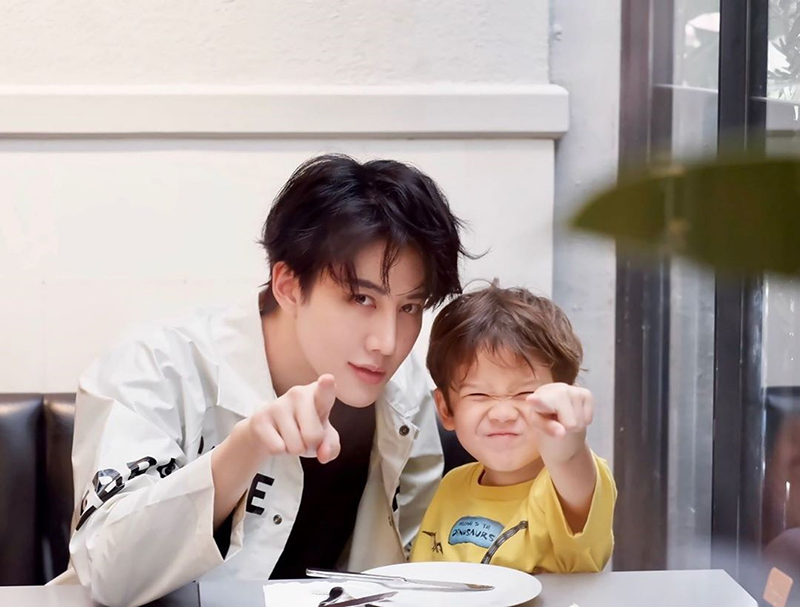 ไมค์ พิรัชต์ ซาร่า คาซิงกินี