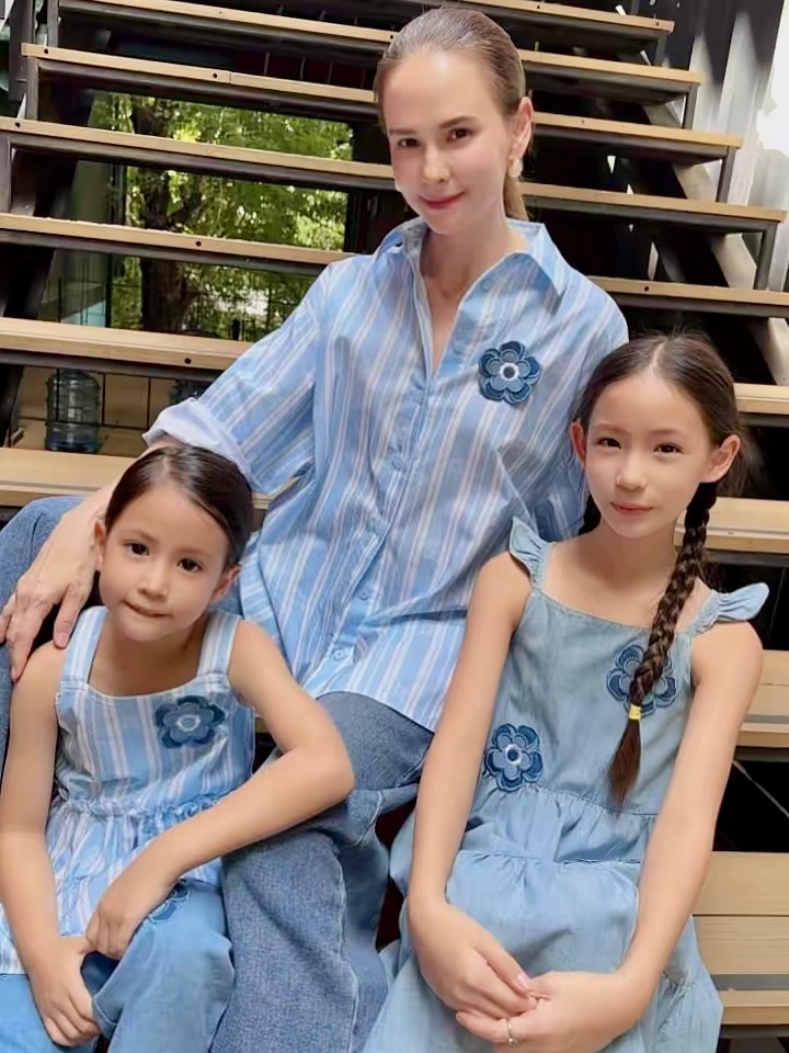 แอน อลิชา - น้องริชาและน้องลิษา