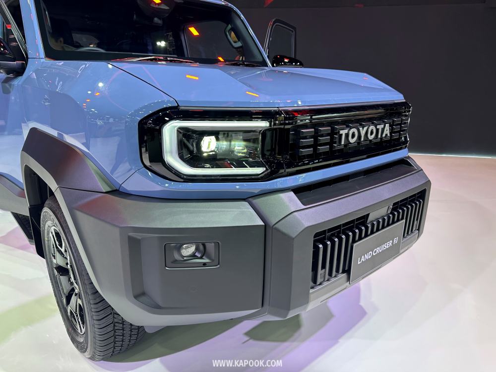 Toyota Land Cruiser FJ