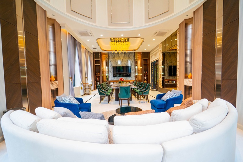 คฤหาสน์หรู