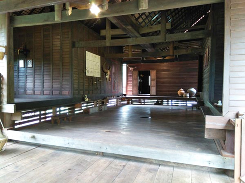 แบบบ้านใต้ถุนสูง