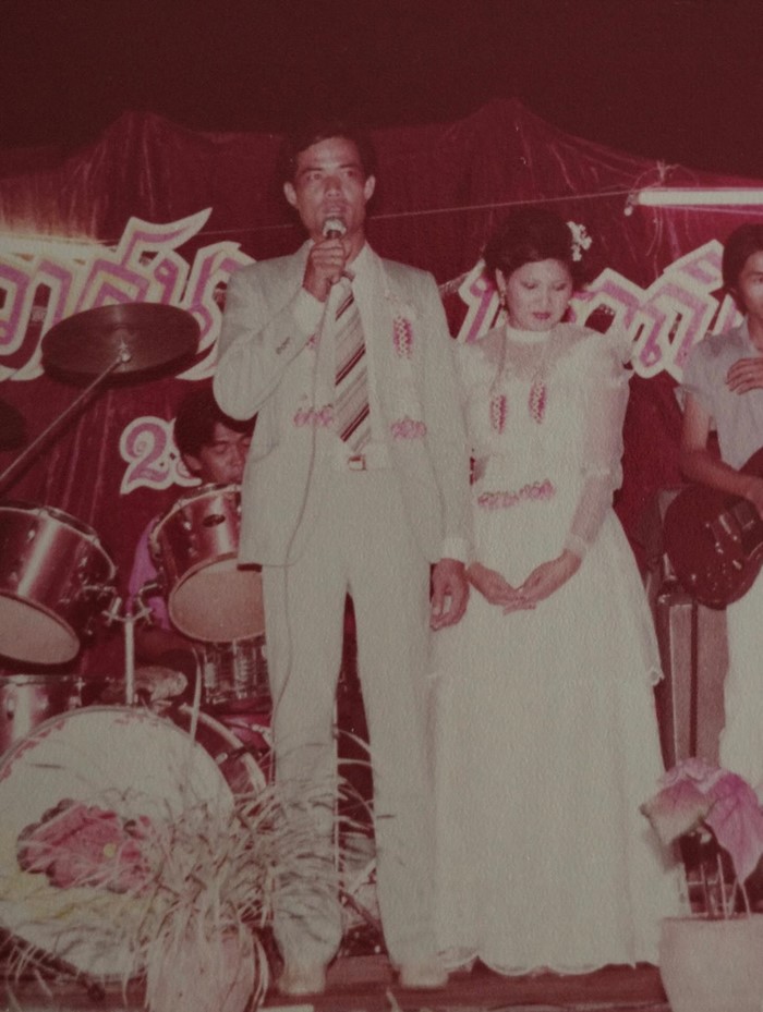 น้ำหวาน กรรณาภรณ์ เอาชุดแต่งงานแม่มาถ่ายการ์ดงานแต่ง 