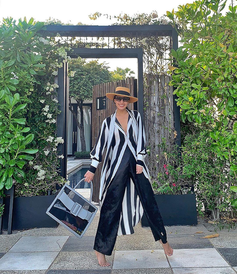 ออม นวดี