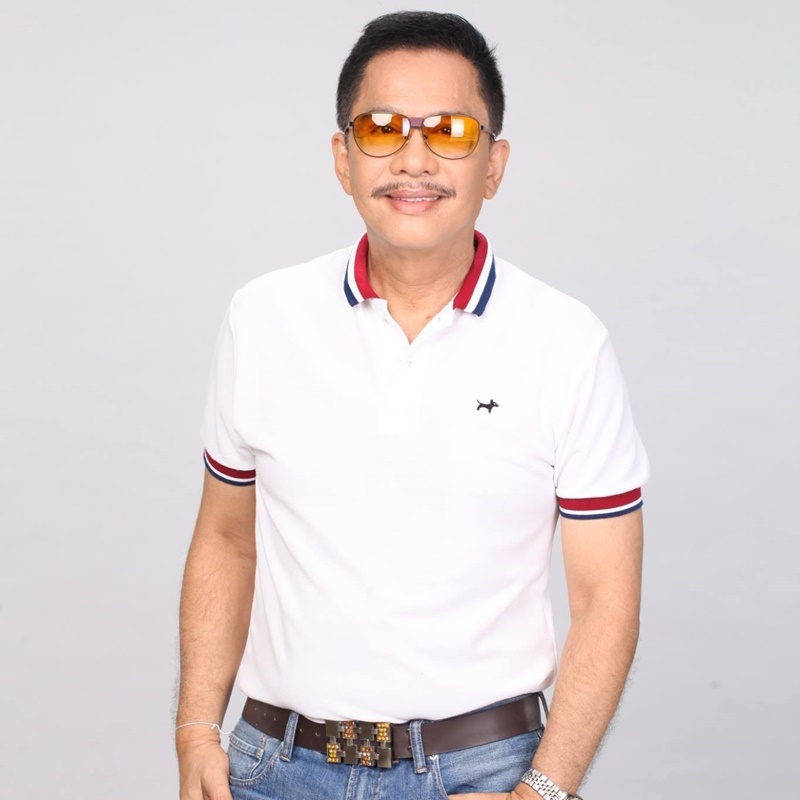 สุรชัย สมบัติเจริญ ประวัติ