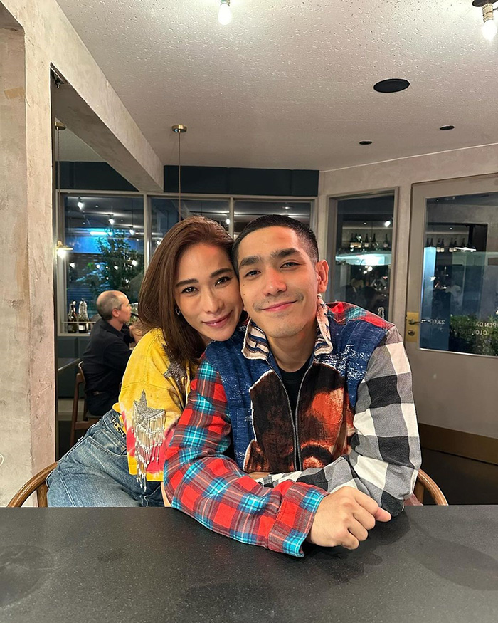 พลอย เฌอมาลย์ 