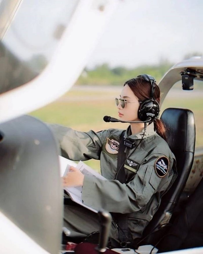 ฟ้า ยงวรี