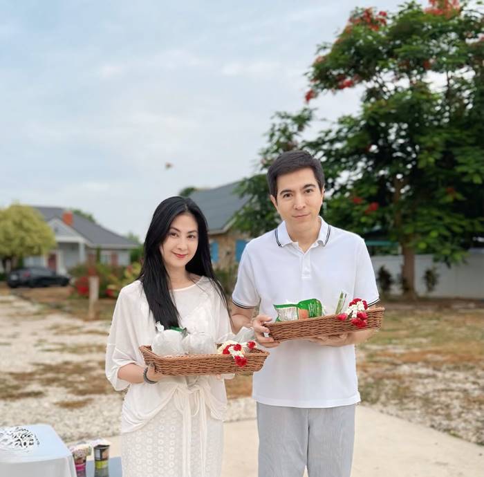 เมียแซม ยุรนันท์ 