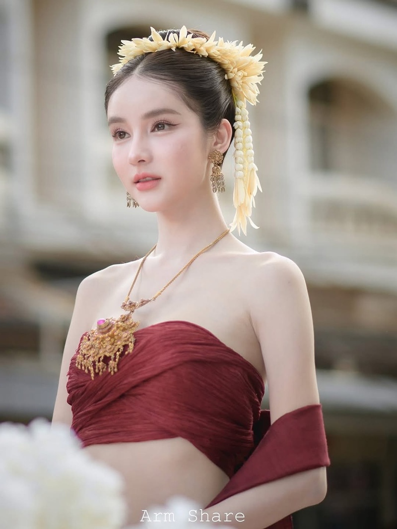 โยชิ รินรดา