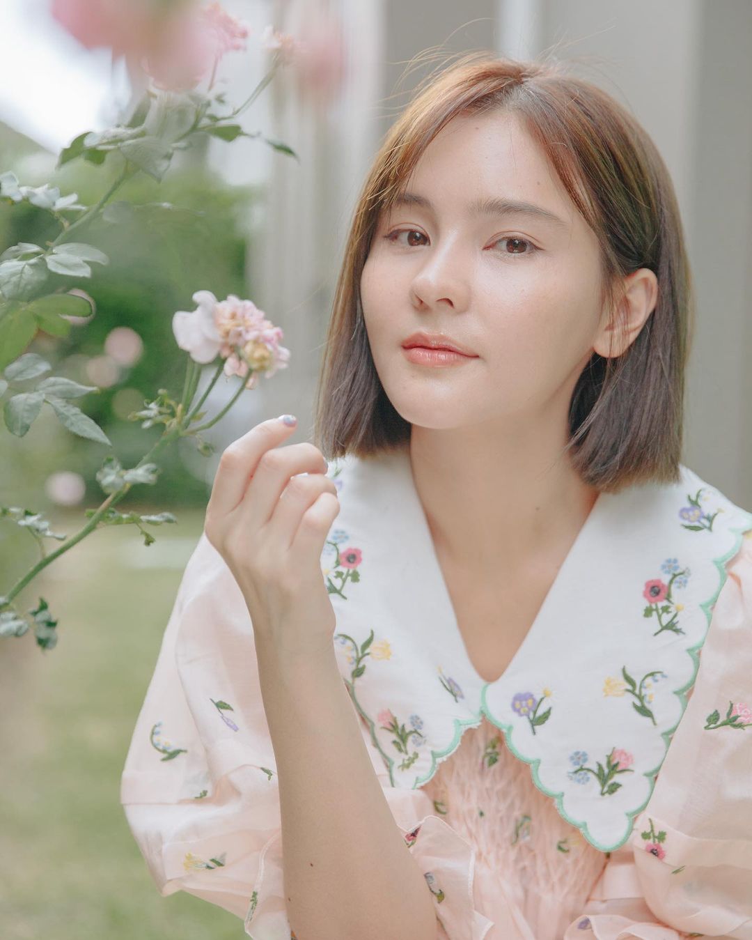 ออม สุชาร์