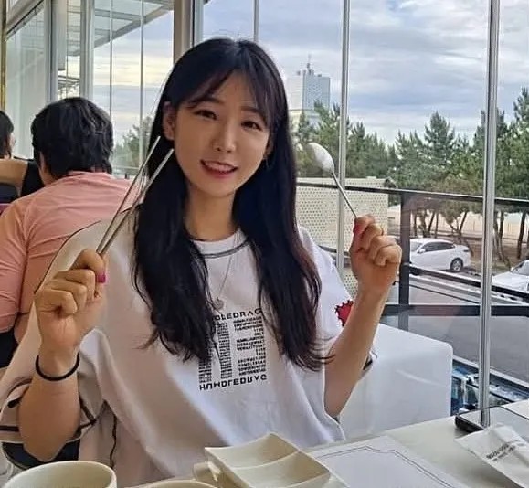 https://s359.kapook.com/pagebuilder/115d9703-bf93-49e0-a488-b50d4f5e4b79.jpg