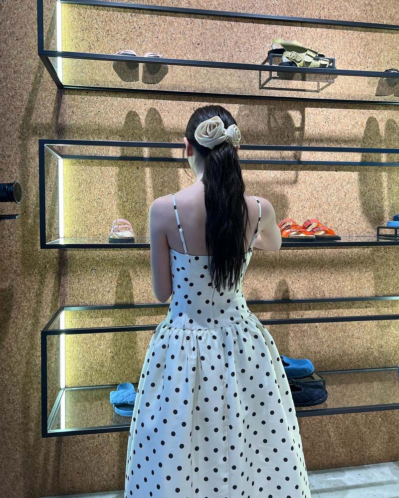 ณิชา ณัฏฐณิชา