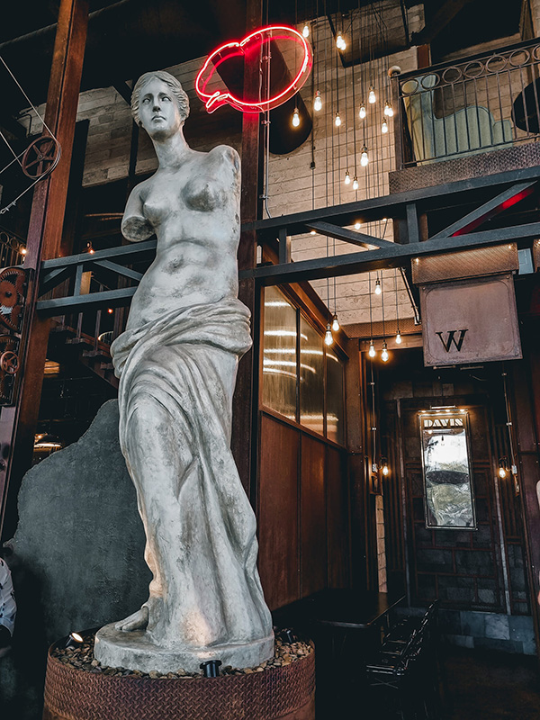 คาเฟ่สไตล์ยุโรป กรุงเทพ