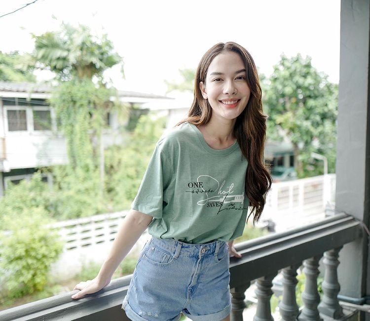 จีน่า ญีนา