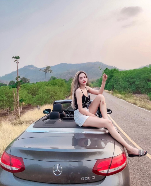 นิวนิว เอวเด้ง คือใคร