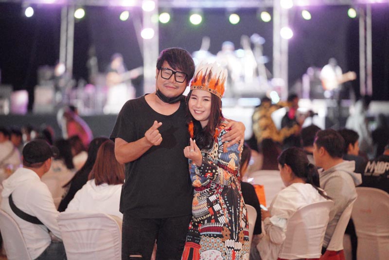 เพชร สหรัตน์ นินิว