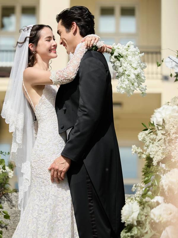 ญาญ่า อุรัสยา