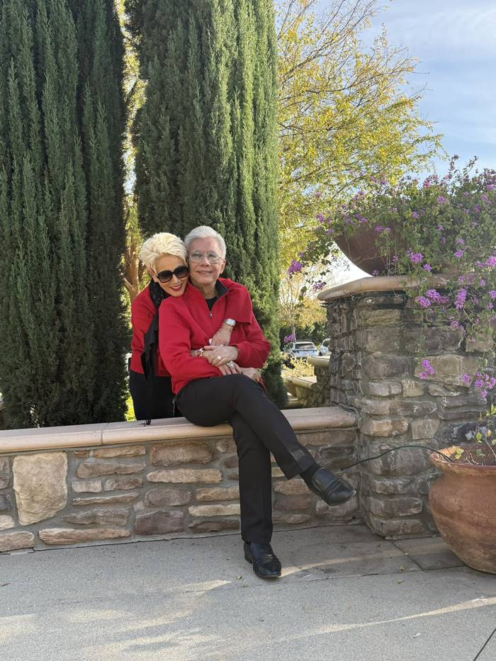 สุรชัย สมบัติเจริญ