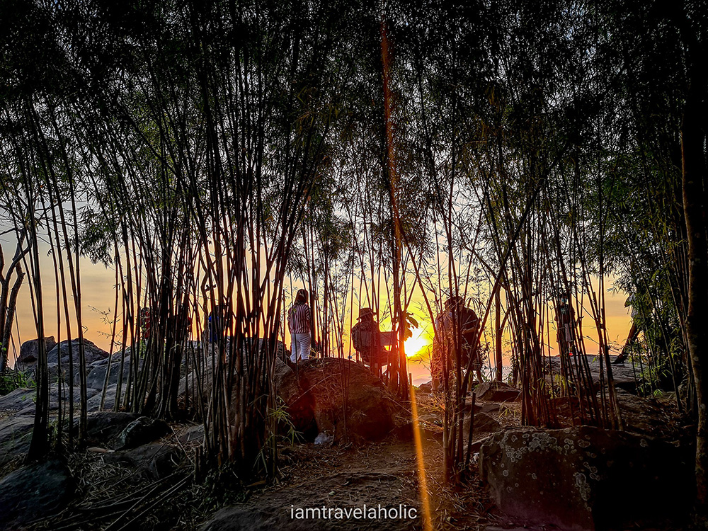 เขาพระยาเดินธง ลพบุรี