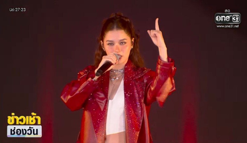 วี วิโอเลต เสียใจร้องเพี้ยนในพิธีเปิด ซีเกมส์ 2025