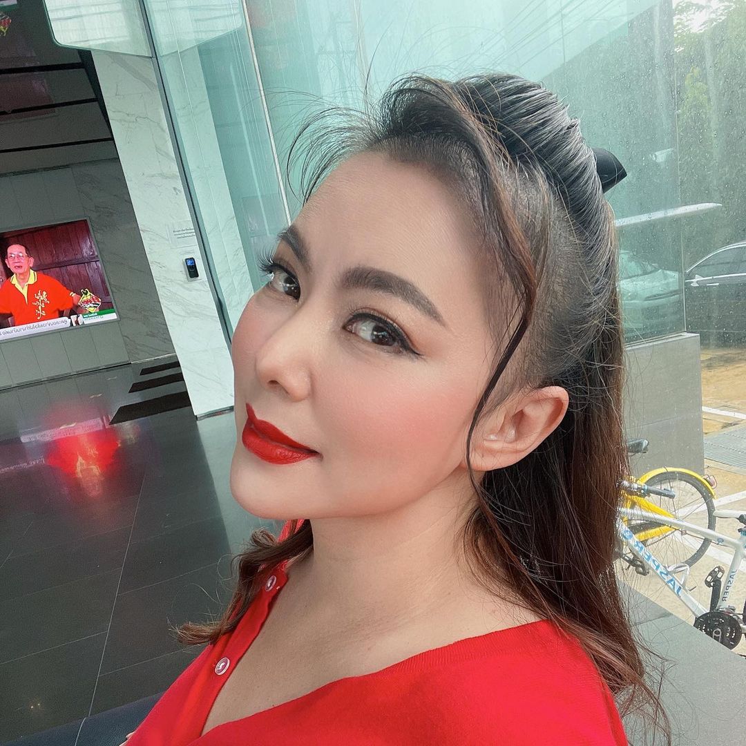 บุ๋ม ปนัดดา 