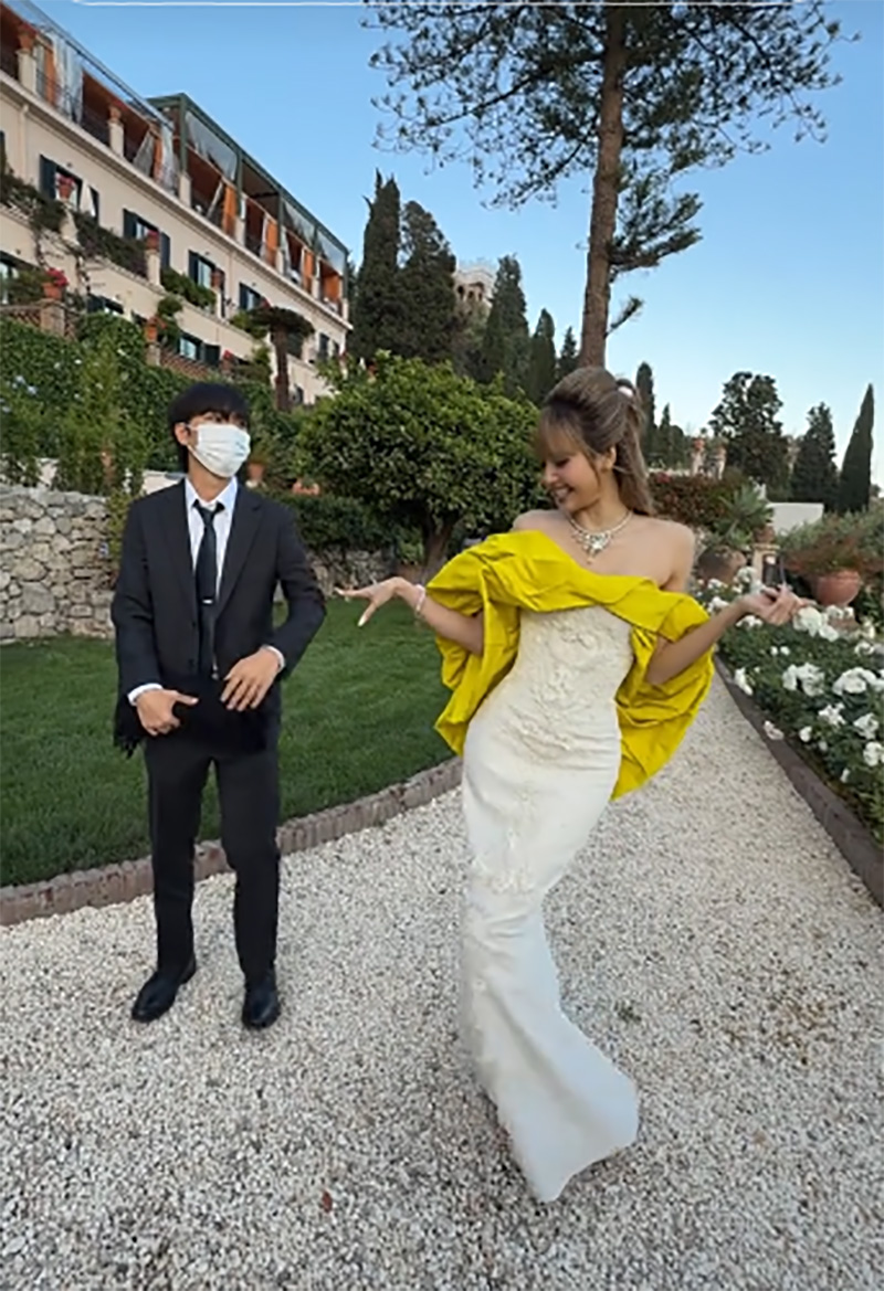 ลิซ่า โคฟ Thank you Kateyki ลุคเจ้าหญิง