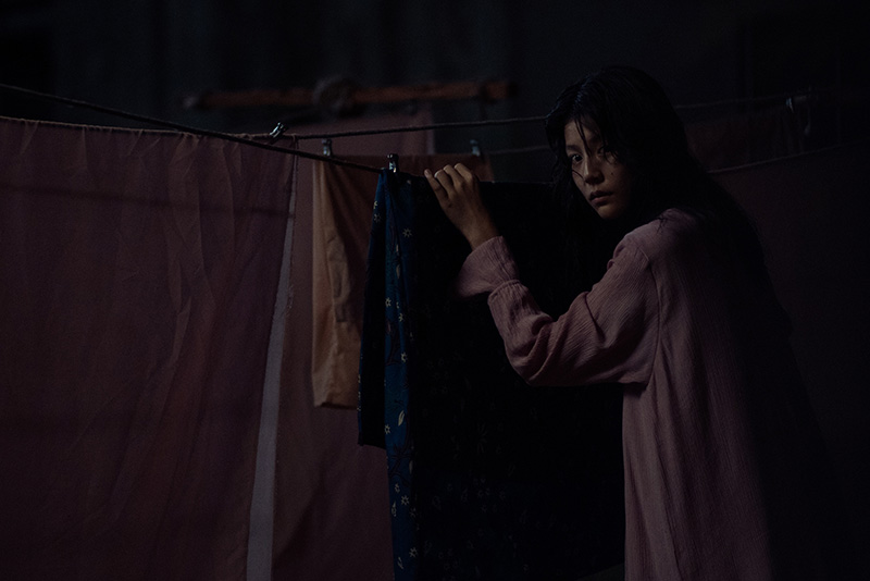 หนัง แม่ซื้อ (Host) ภาพตัวอย่าง