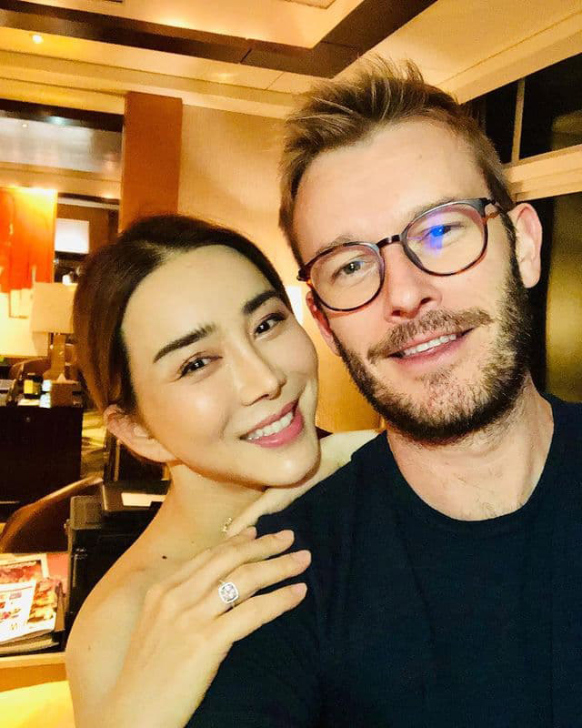 แอน จักรพงษ์, ผู้หญิงข้ามเพศ