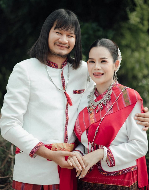 เปิดประวัติ ด้งเด้ง ณัฐวุฒิ หรือ จ่าลอด ไทบ้าน พระเอกจักรวาลภาพยนตร์ไทบ้าน